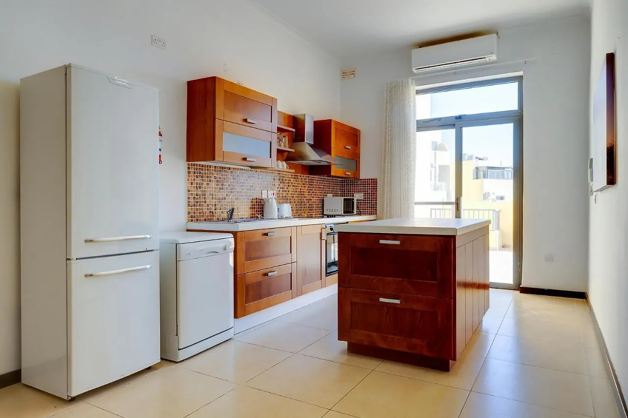 Apartment Modern 2 Bedroom Maisonette In Central Sliema Malta